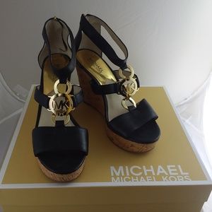 Michael Kors Hyden Wedge sz8.5, lightly used w/Box